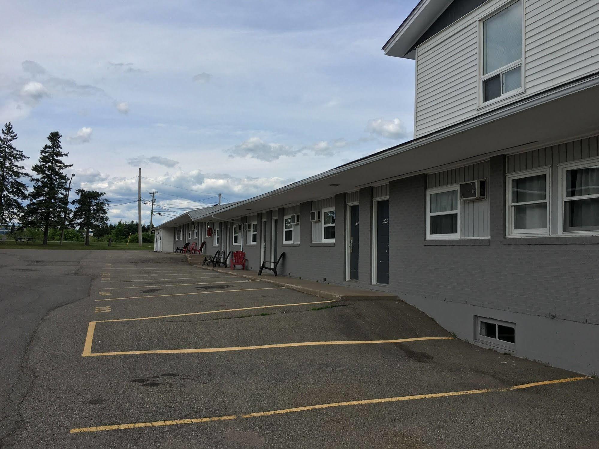 Fairway Inn サセックス エクステリア 写真