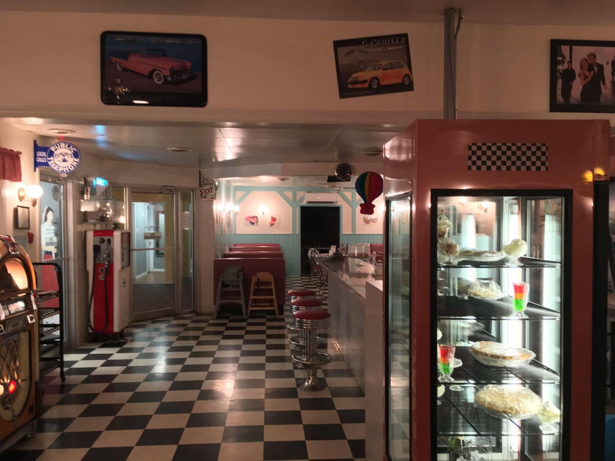 Fairway Inn サセックス エクステリア 写真