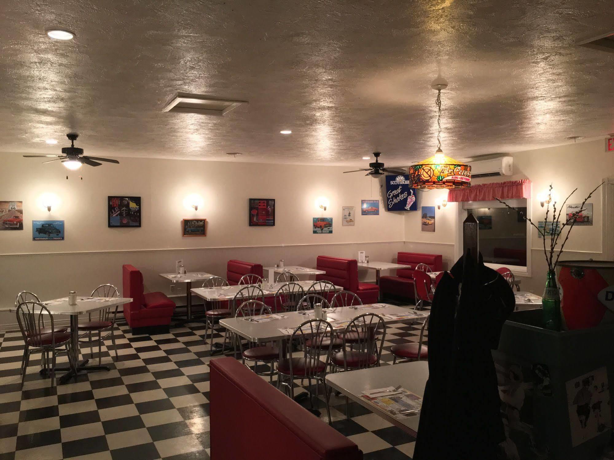 Fairway Inn サセックス エクステリア 写真