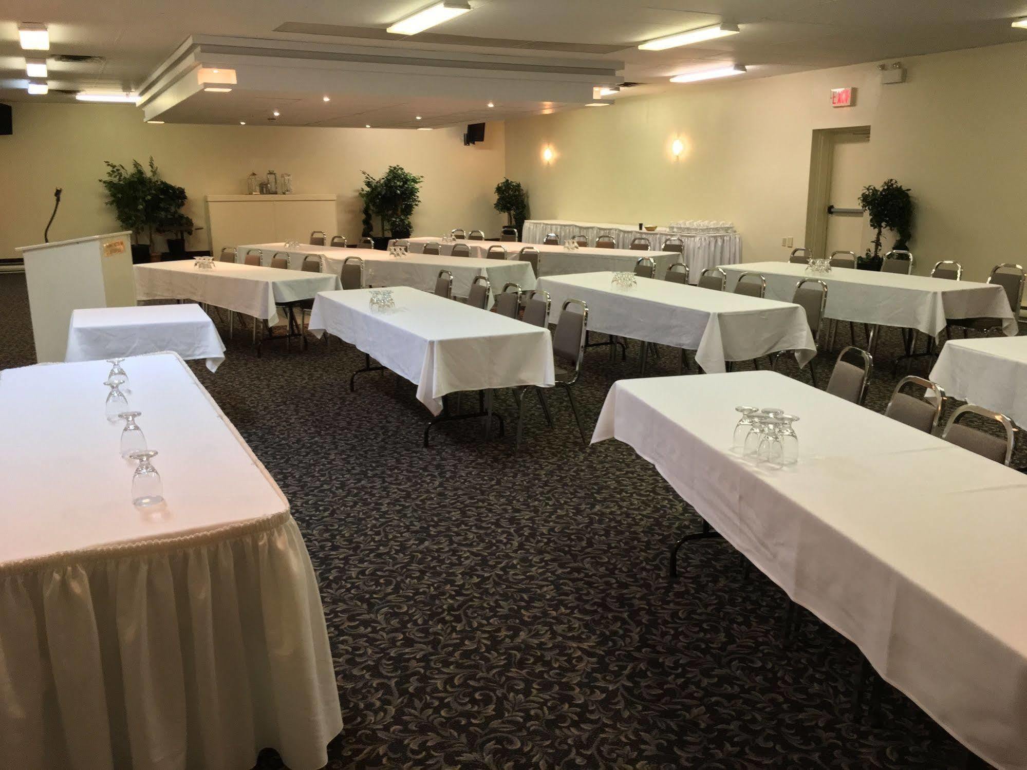 Fairway Inn サセックス エクステリア 写真