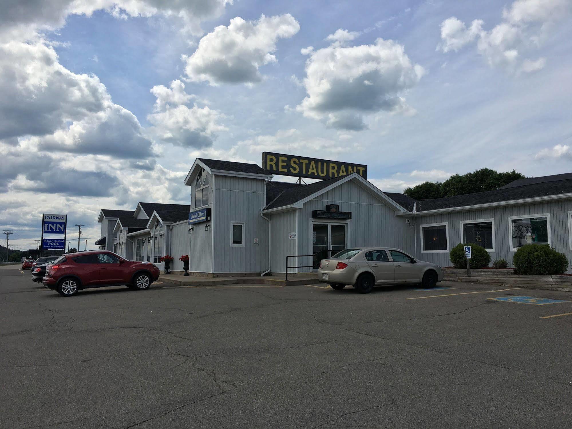 Fairway Inn サセックス エクステリア 写真